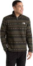 
                        
                          Load image into Gallery viewer, The North Face Men's Tsillan Quarter Zip Sweatshirt
                        
                      
