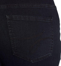 
                        
                          Cargar imagen en el visor de la galería, Jag Jeans Women's Plus-Size Peri Pull on Straight Leg Jean
                        
                      
