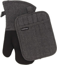 
                        
                          Muat gambar ke penampil Galeri, Cuisinart Chambray Neoprene Mini Oven Mitts, 2 Pack – Heat Resistant to 400 F . - JOY2ESpree
                        
                      
