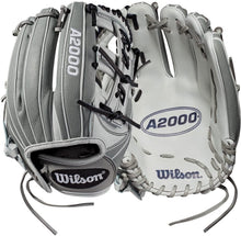 
                        
                          將圖片載入圖庫檢視器 Wilson A2000 Fastpitch Glove Series - JOY2ESpree
                        
                      