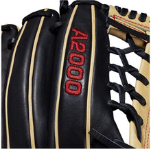 
                        
                          將圖片載入圖庫檢視器 Wilson A2000 Baseball Glove Series - JOY2ESpree
                        
                      
