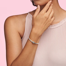 
                        
                          Muat gambar ke penampil Galeri, PANDORA Jewelry Smooth Moments Snake Chain Charm Sterling Silver Bracelet - JOY2ESpree
                        
                      