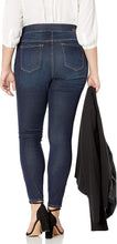
                        
                          Cargar imagen en el visor de la galería, Jag Jeans Women's Plus Size Maya Skinny Pull on Jean
                        
                      