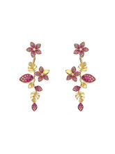 
                        
                          画像をギャラリービューアに読み込む, Swarovski Tropical Flower Pierced Earrings - JOY2ESpree
                        
                      