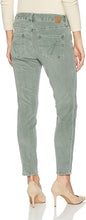 
                        
                          Cargar imagen en el visor de la galería, Jag Jeans Women's Mera Skinny Ankle Pant in Refined Corduroy
                        
                      