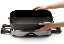 
                        
                          Muat gambar ke penampil Galeri, Presto 06857 16-inch Electric Foldaway Skillet, Black - JOY2ESpree
                        
                      