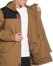 
                        
                          Cargar imagen en el visor de la galería, The North Face Men's City Breeze Rain Parka
                        
                      
