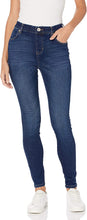 
                        
                          Load image into Gallery viewer, Jag Jeans Women's Valentina Pull-on Skinny Jean
                        
                      