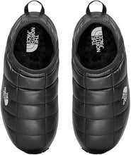 
                        
                          Load image into Gallery viewer, The North Face Women's Thermoball Insulated Traction Mule V Slip-On Traction Boot
                        
                      