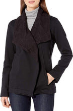 
                        
                          गैलरी व्यूवर में इमेज लोड करें, Jag Jeans Women's Tiffany Shawl Collar Brushed Terry Top
                        
                      