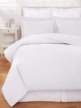 
                        
                          將圖片載入圖庫檢視器 Tommy Bahama White Chevron Quilt Set, King, White
                        
                      