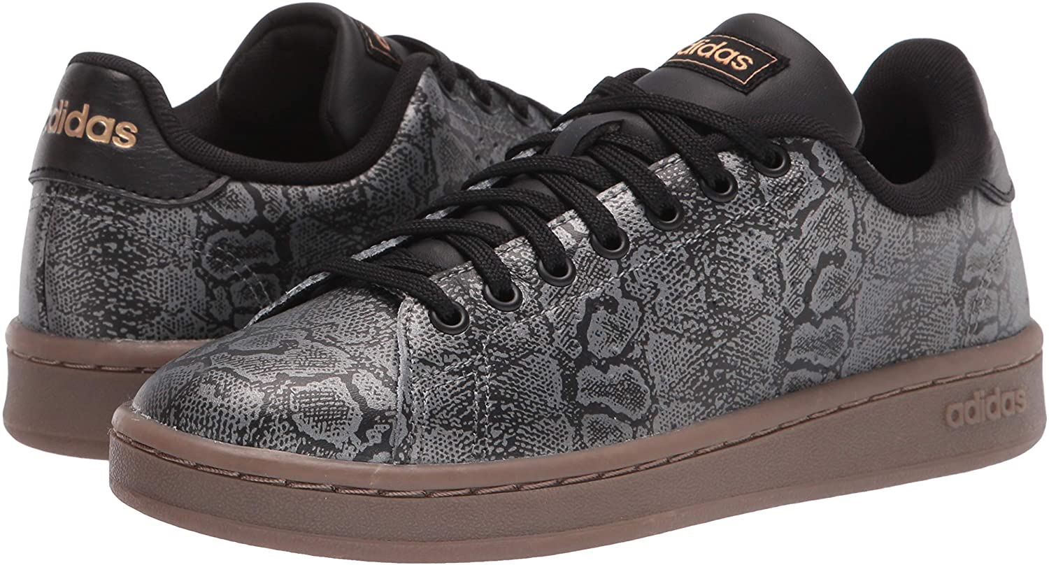 adidas Women's Advantage Tennis Shoes
