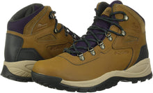 
                        
                          Load image into Gallery viewer, Columbia Women's Newton Ridge Plus Hiking Boot
                        
                      