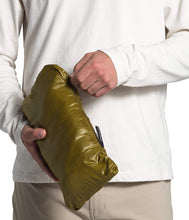 
                        
                          Muat gambar ke penampil Galeri, The North Face Men’s ThermoBall Eco Insulated Vest
                        
                      