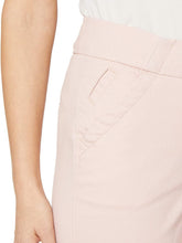 
                        
                          Cargar imagen en el visor de la galería, Jag Jeans Women's Petite Gracie Pull on Bermuda Short
                        
                      