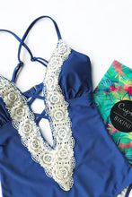 
                        
                          Muat gambar ke penampil Galeri, CUPSHE Fashion Women's Ladies Vintage Lace Bikini Sets Beach Swimwear Bathing Suit
                        
                      