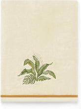 
                        
                          Muat gambar ke penampil Galeri, Tommy Bahama Palmiers Hand Towel, 28 x 16, Ivory
                        
                      