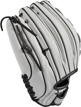 
                        
                          Cargar imagen en el visor de la galería, Wilson A1000 Fastpitch Glove Series - JOY2ESpree
                        
                      