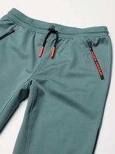 
                        
                          Load image into Gallery viewer, Under Armour Boys' Pennant Tapered Pants
                        
                      