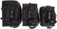 
                        
                          Cargar imagen en el visor de la galería, Sherpa Original Deluxe Airline Approved Pet Carrier, Medium, Black
                        
                      