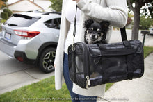 
                        
                          Cargar imagen en el visor de la galería, Sherpa Original Deluxe Airline Approved Pet Carrier, Medium, Black
                        
                      