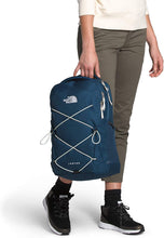 
                        
                          Cargar imagen en el visor de la galería, The North Face Women's Jester Backpack
                        
                      