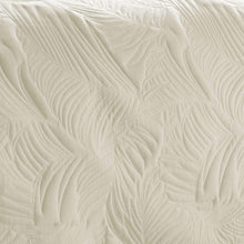 
                        
                          Load image into Gallery viewer, Tommy Bahama | Paradise Fronds Bedding Collection
                        
                      
