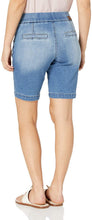 
                        
                          Cargar imagen en el visor de la galería, Jag Jeans Women's Petite Gracie Pull on Bermuda Short
                        
                      