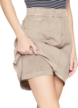 
                        
                          Cargar imagen en el visor de la galería, Jag Jeans Women's On The Go Skort
                        
                      