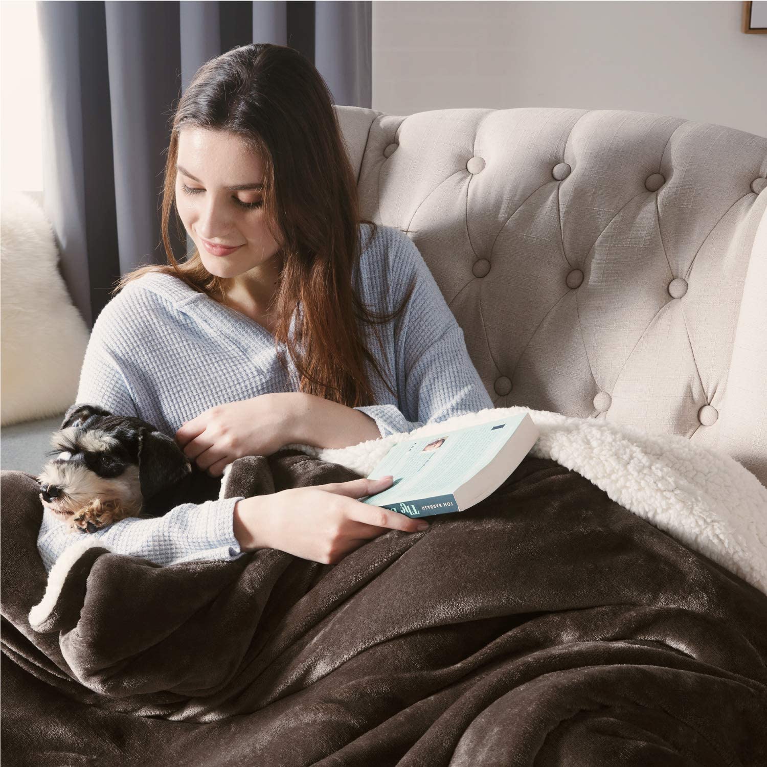 Bedsure Sherpa Fleece Blanket Throw Size Navy Lightweight Super Soft Cozy Luxury Bed Blanket Microfiber