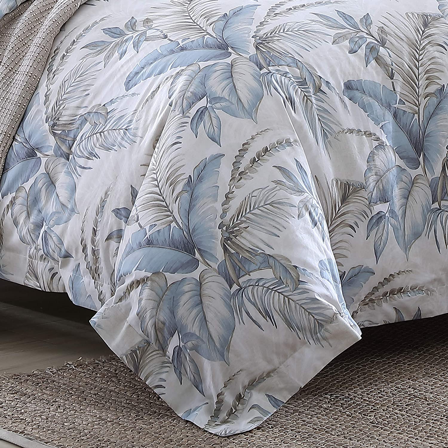Tommy Bahama | Bakers Bluff Collection | Comforter Set - 100% Cotton, Ultra-Soft & Breathable, Reversible Bedding with Matching Shams, Queen, Blue