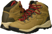 
                        
                          Load image into Gallery viewer, Columbia Women's Newton Ridge Plus Hiking Boot
                        
                      