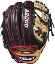 
                        
                          गैलरी व्यूवर में इमेज लोड करें, Wilson A2000 Baseball Glove Series - JOY2ESpree
                        
                      