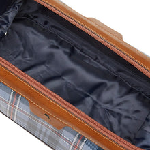 
                        
                          Cargar imagen en el visor de la galería, Tommy Bahama Men’s Toiletry Bag
                        
                      