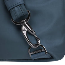 
                        
                          画像をギャラリービューアに読み込む, Travelon Women's Anti-Theft Tailored Backpack
                        
                      