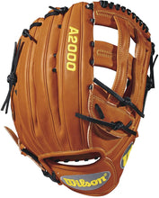 
                        
                          गैलरी व्यूवर में इमेज लोड करें, Wilson A2000 Baseball Glove Series - JOY2ESpree
                        
                      