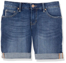 
                        
                          Load image into Gallery viewer, Jag Jeans Women's Carter Girlfriend Short
                        
                      