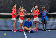 
                        
                          將圖片載入圖庫檢視器 Wilson Youth/Juniors Recreational Tennis Racket - JOY2ESpree
                        
                      