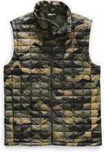 
                        
                          Muat gambar ke penampil Galeri, The North Face Men’s ThermoBall Eco Insulated Vest
                        
                      