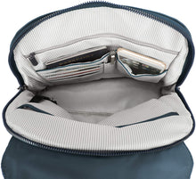 
                        
                          画像をギャラリービューアに読み込む, Travelon Women's Anti-Theft Tailored Backpack
                        
                      