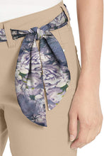 
                        
                          Cargar imagen en el visor de la galería, Jag Jeans Women's Carter Girlfriend Jean with Satin Belt
                        
                      