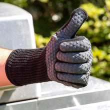 
                        
                          गैलरी व्यूवर में इमेज लोड करें, Cuisinart CGM-520 Heat Resistant Silicone Gloves, Black (2-Pack) - JOY2ESpree
                        
                      