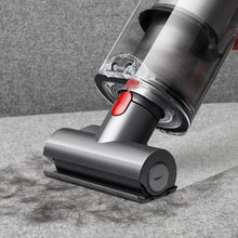 
                        
                          將圖片載入圖庫檢視器 Dyson Cyclone V10 Animal Lightweight Cordless Stick Vacuum Cleaner - JOY2ESpree
                        
                      