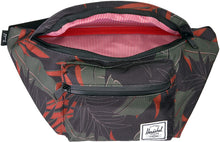 
                        
                          Load image into Gallery viewer, Herschel Seventeen Waist Pack
                        
                      