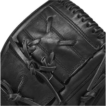 
                        
                          Load image into Gallery viewer, Wilson A2000 Baseball Glove Series - JOY2ESpree
                        
                      