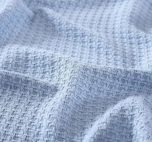 
                        
                          Load image into Gallery viewer, Tommy Bahama Home | Bahama Coast | Blanket-100% Cotton, Hypoallergenic &amp; Ultra-Soft, All Season Bedding, Full/Queen, Blue
                        
                      