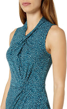 
                        
                          Muat gambar ke penampil Galeri, Amazon Brand - Lark &amp; Ro Women's Sleeveless Crossover Twist Neck Faux Wrap Dress
                        
                      