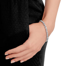 
                        
                          將圖片載入圖庫檢視器 SWAROVSKI Women's Angelic Jewelry Collection, Rhodium Finish, Clear Crystals - JOY2ESpree
                        
                      