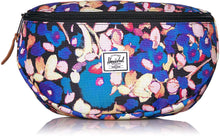 
                        
                          Load image into Gallery viewer, Herschel Sixteen Waist Pack, Black, 5.0L
                        
                      