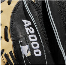 
                        
                          गैलरी व्यूवर में इमेज लोड करें, Wilson A2000 Baseball Glove Series - JOY2ESpree
                        
                      